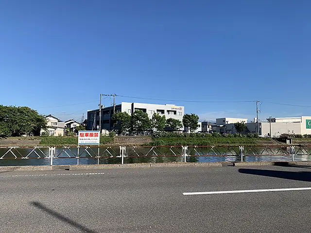 物件そのもののホームページも作れます！新井田川沿いのリバーサイド斎さん
